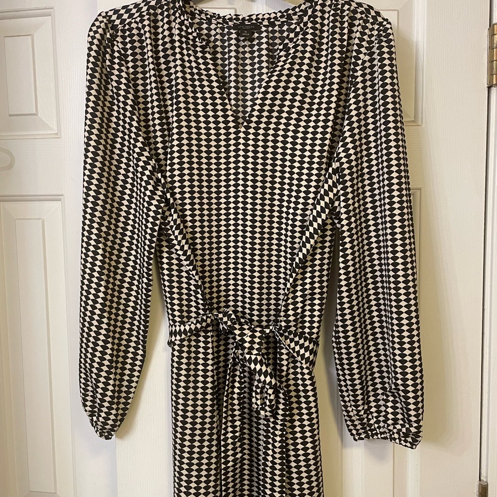 Ann Taylor Black and White Sheath Dress with Long Bishop Sleeves for Work